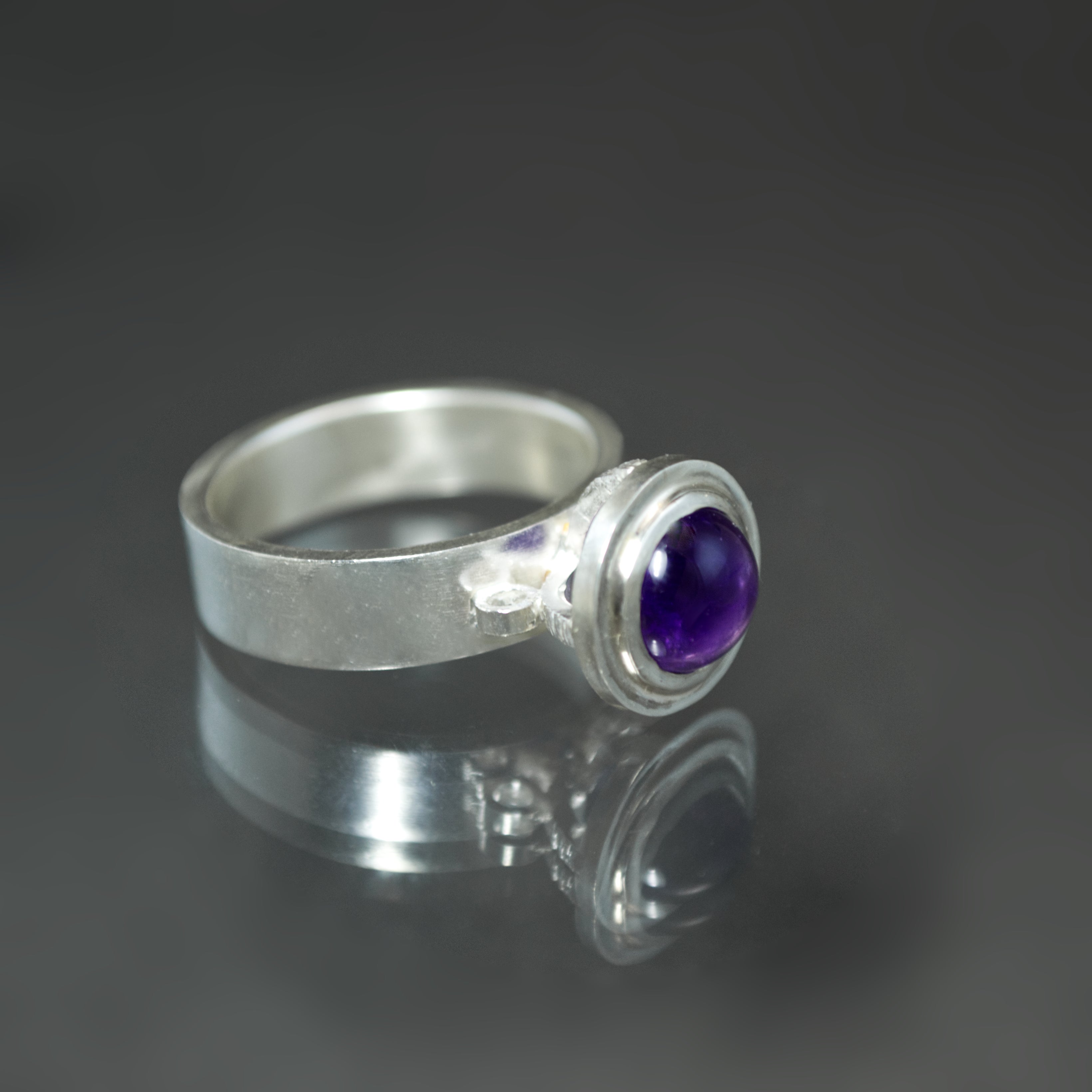 Petite Fob Ring in Amethyst - Size 8