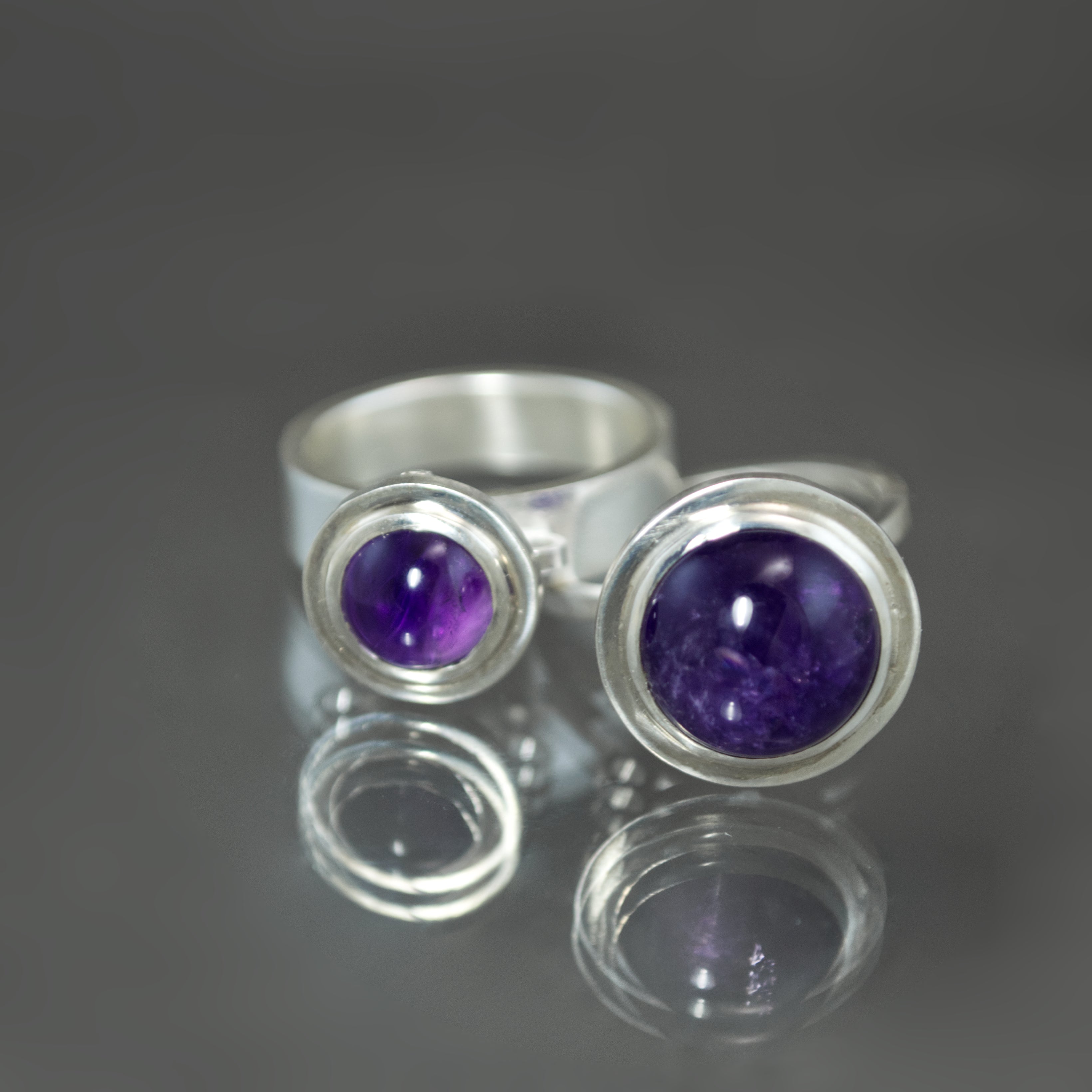 Petite Fob Ring in Amethyst - Size 8