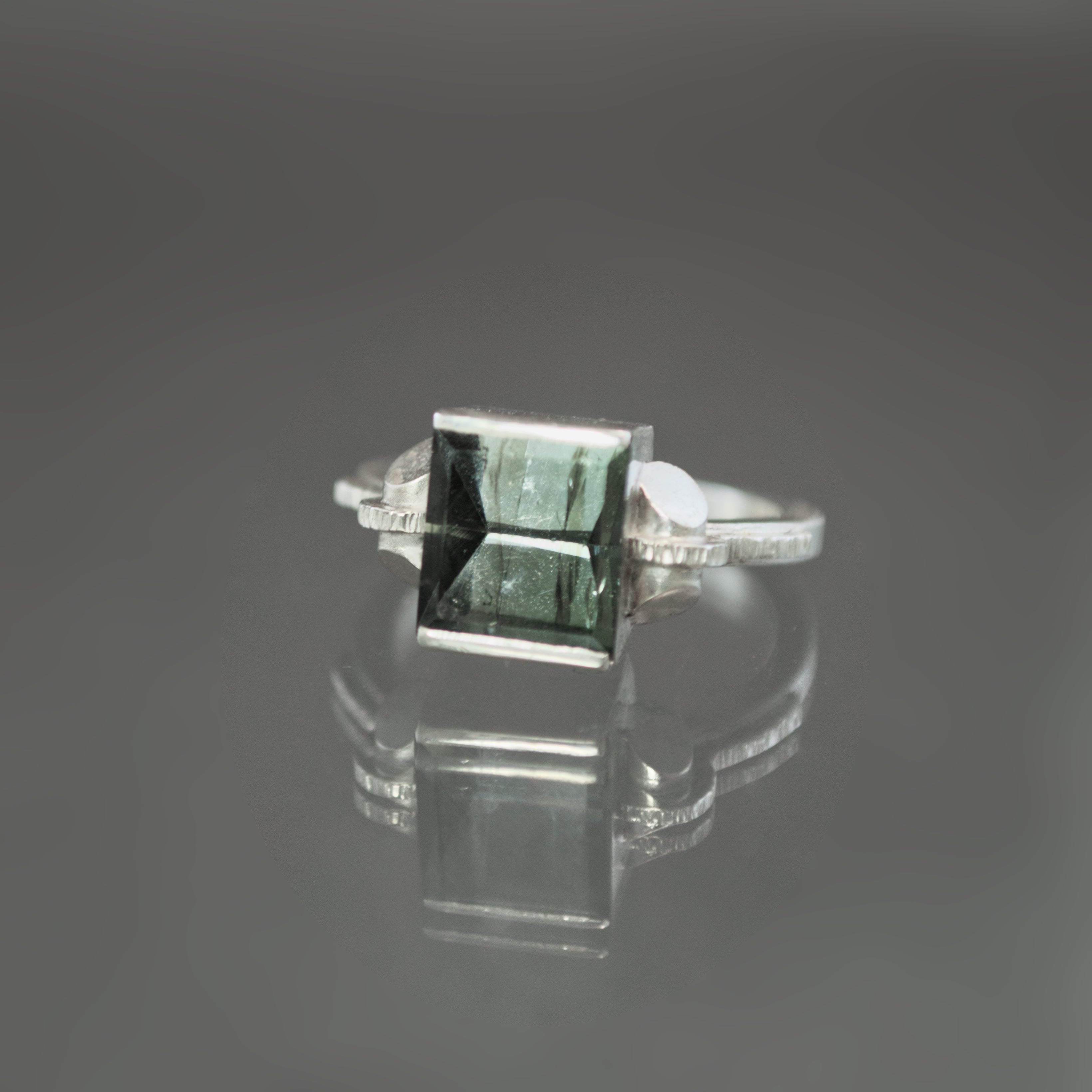 Blue-Green Tourmaline Retro Tank Ring - Size 7.5