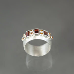 Garnet and Citrine Autumnal Band - Size 8.25