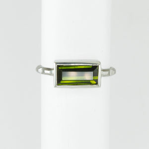 Green Tourmaline Frusta Ring - Size 6.5