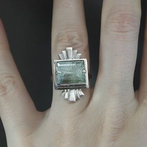 Green Beryl Deco Cocktail Ring - Size 6