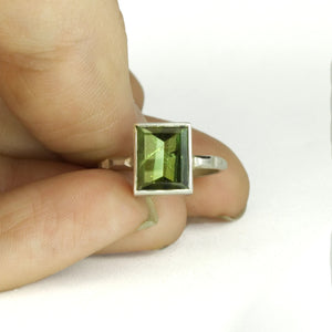 Green Tourmaline Skinny Frusta Ring - Size 6.5